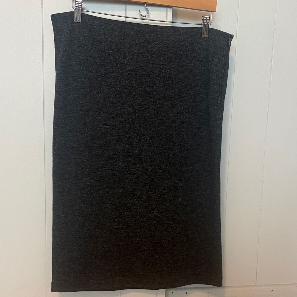 LOFT Charcoal Pencil Skirt